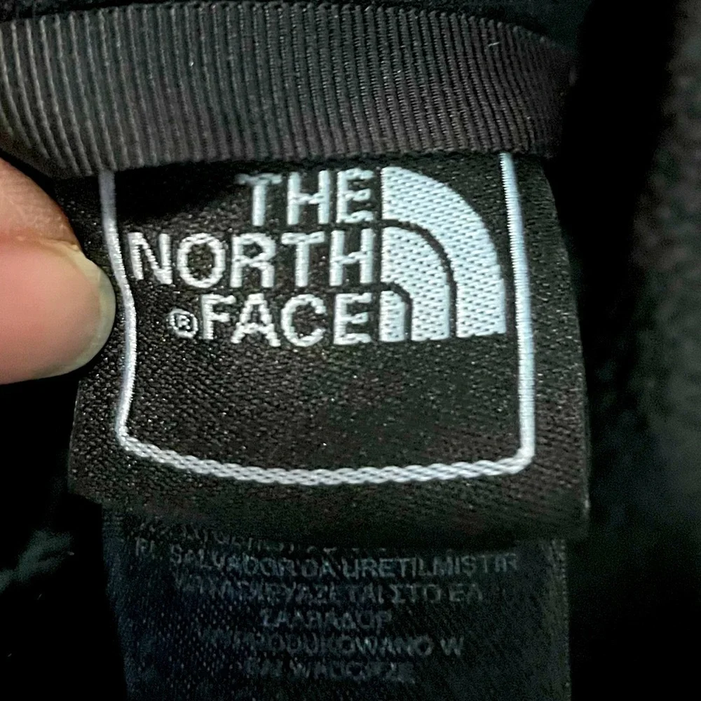 The North Face Fleece Jacket with Full Front Zipper. Black XS. - Picture 7 of 7